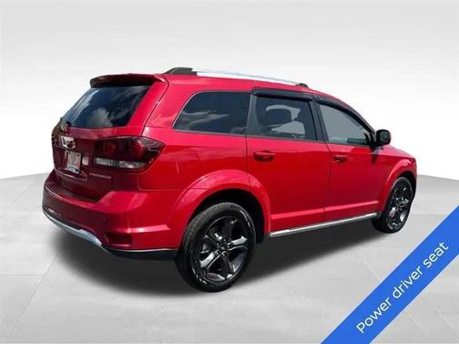 Redline 2 Coat Pearl 2020 Dodge Journey SE Value