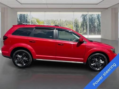 Redline 2 Coat Pearl 2020 Dodge Journey SE Value