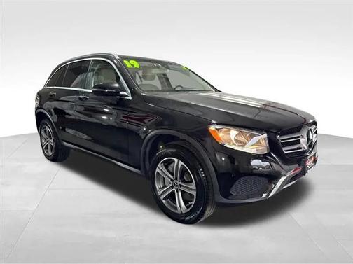 Black 2019 Mercedes-Benz GLC 300 4MATIC