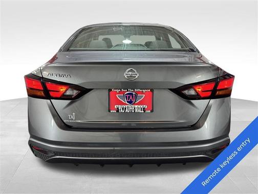 2022 Nissan Altima S FWD