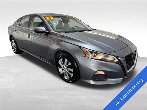 2022 Nissan Altima S FWD