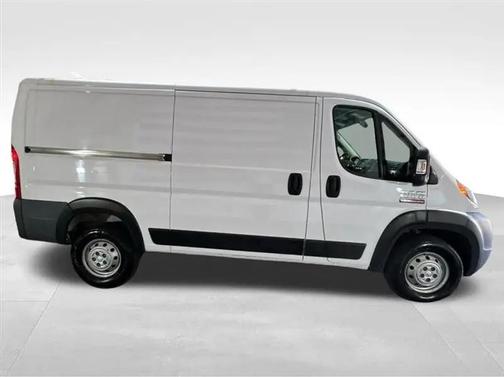 Bright White Clearcoat 2017 RAM ProMaster 1500 Low Roof