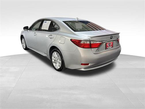 2013 Lexus ES 300h Base