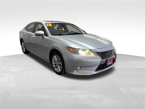 2013 Lexus ES 300h Base
