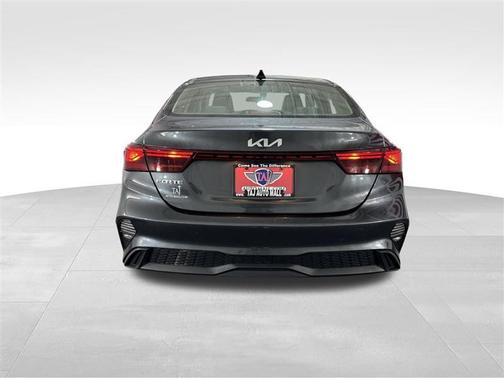 2022 Kia Forte LXS