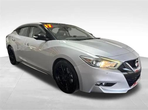 Brilliant Silver 2017 Nissan Maxima 3.5 Platinum