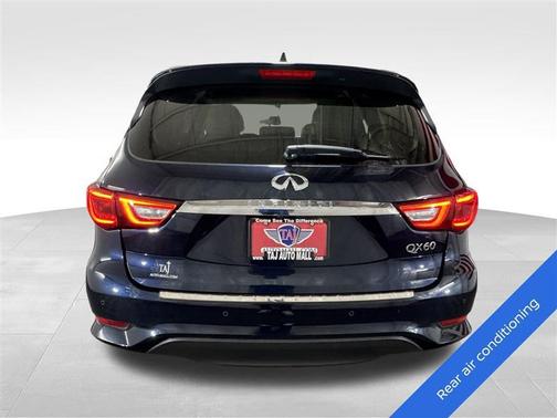 2017 INFINITI QX60 Base