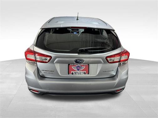 2018 Subaru Impreza 2.0i