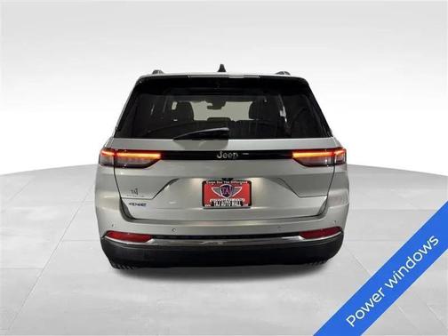 Silver Zynith 2023 Jeep Grand Cherokee 4xe Base