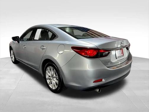2016 Mazda Mazda6 i Sport