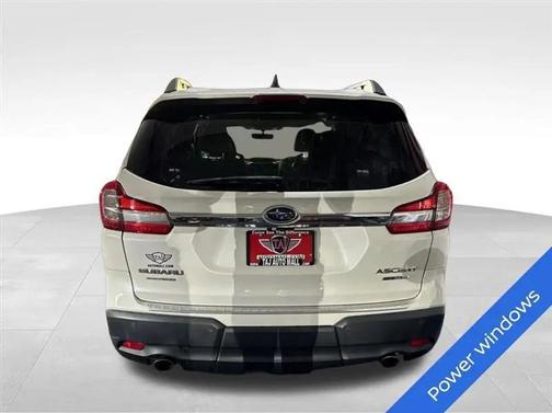 Crystal White Pearl 2020 Subaru Ascent Limited 7-Passenger