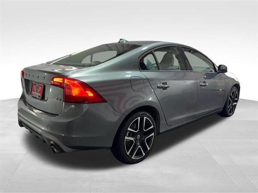 2017 Volvo S60 T5 Dynamic