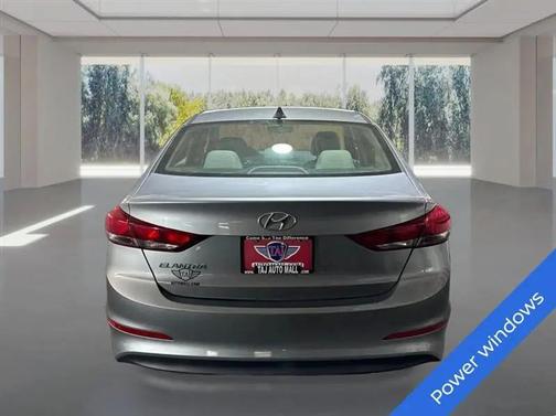 Shale Gray Metallic 2017 Hyundai ELANTRA SE