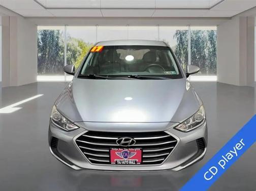 Shale Gray Metallic 2017 Hyundai ELANTRA SE