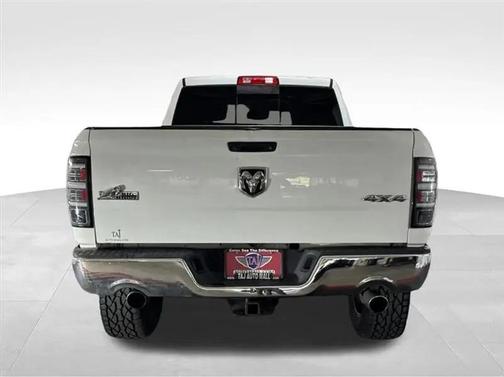 Bright White Clearcoat 2014 RAM 1500 Big Horn