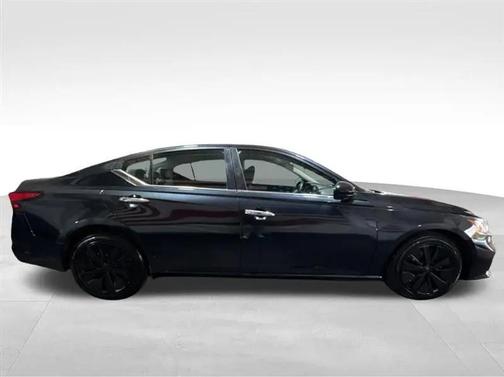Storm Blue Metallic 2021 Nissan Altima 2.5 SV