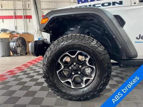 Bright White Clearcoat 2023 Jeep Wrangler 4xe Rubicon