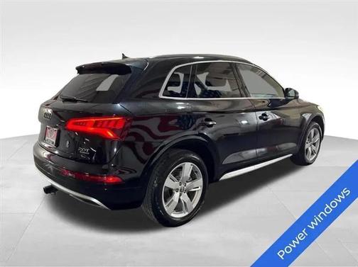 Black Metallic 2018 Audi Q5 2.0T Tech Premium