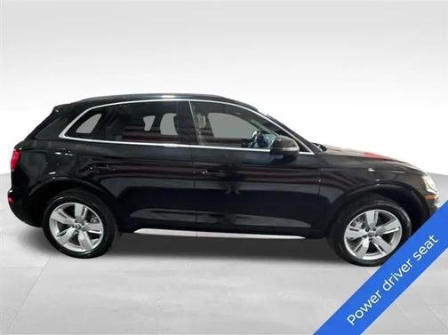 Black Metallic 2018 Audi Q5 2.0T Tech Premium