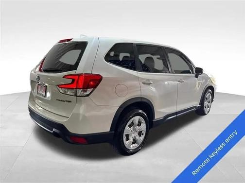 Crystal White Pearl 2020 Subaru Forester Base