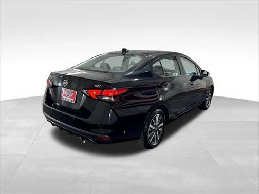 2021 Nissan Versa 1.6 SV