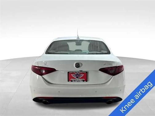 Alfa White 2019 Alfa Romeo Giulia Ti