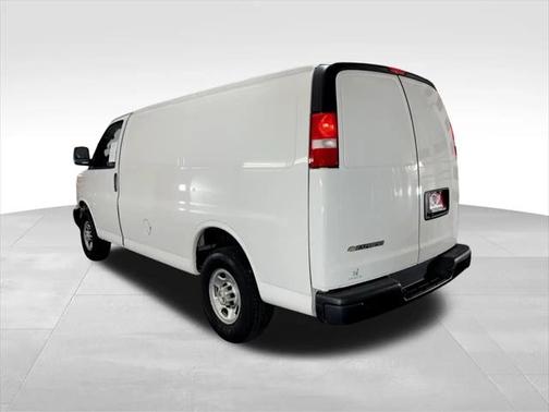 2021 Chevrolet Express 2500 RWD 2500 Regular Wheelbase WT