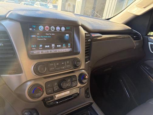 White 2017 GMC Yukon Denali