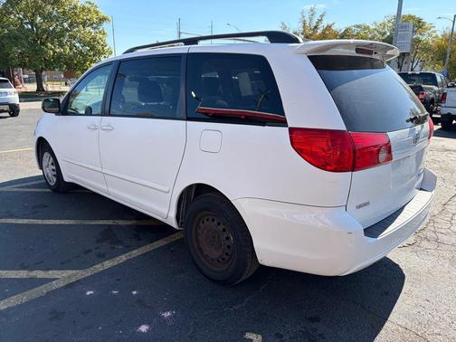 2010 Toyota Sienna CE