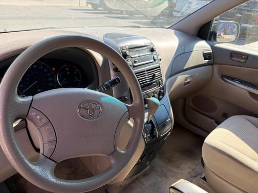 2010 Toyota Sienna CE
