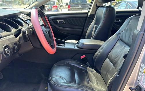 2011 Ford Taurus SEL
