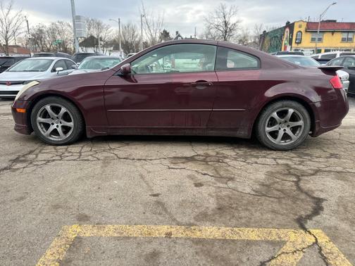 2004 INFINITI G35 Base