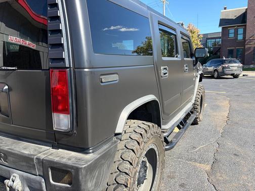 2005 Hummer H2 Base