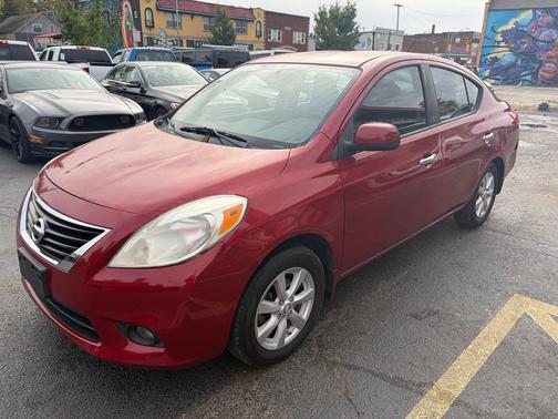 2012 Nissan Versa 1.6 S