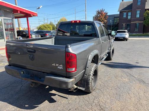 2004 Dodge Ram 3500 Laramie