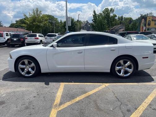 2014 Dodge Charger SE