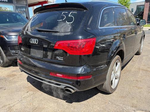 Black 2014 Audi Q7 3.0T S line Prestige