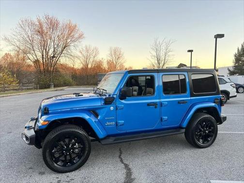 2022 Jeep Wrangler Unlimited 4xe Sahara
