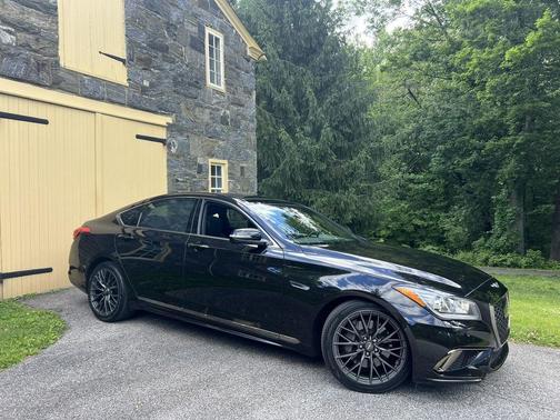 Victoria Black 2019 Genesis G80 3.8