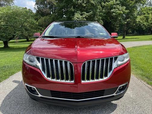 2015 Lincoln MKX Base