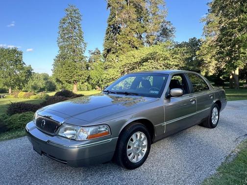 Arizona Beige Metallic 2003 Mercury Grand Marquis Only 58,000 North Carolina One Owner Miles