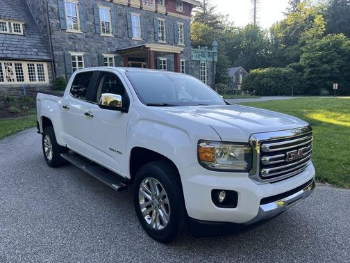 Summit White 2016 GMC Canyon SLT