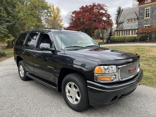 2003 GMC Yukon Denali
