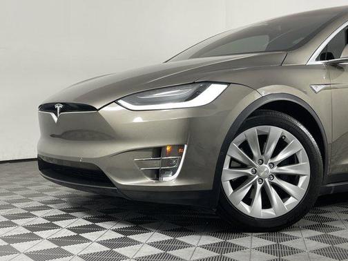2016 Tesla Model X 75D