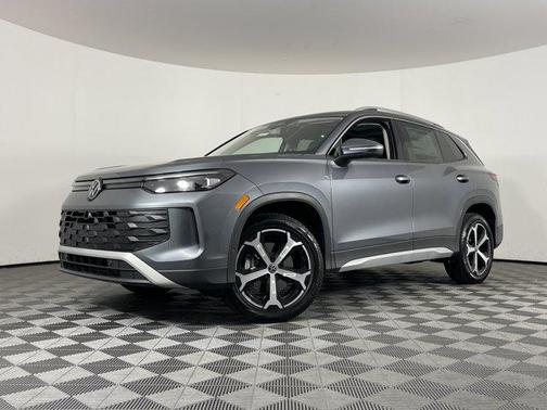 2025 Volkswagen Tiguan 2.0T SE 4MOTION