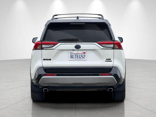 2019 Toyota RAV4 Hybrid SE