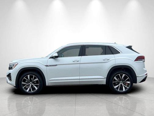 2026 Volkswagen Atlas Cross Sport 2.0T SEL Premium
