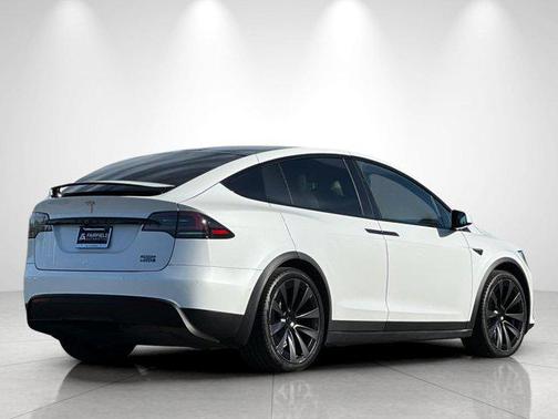 2022 Tesla Model X Plaid Tri Motor All-Wheel Drive