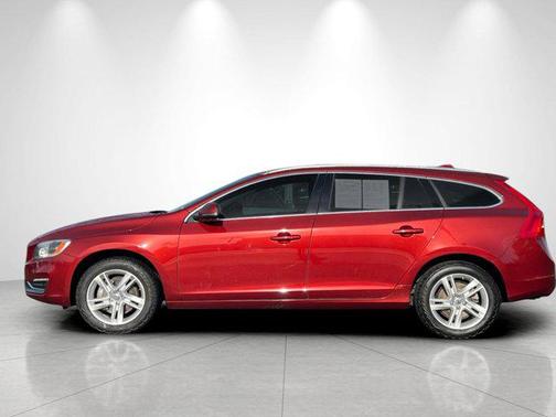 2015 Volvo V60 T5 Platinum