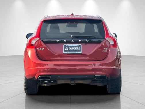 2015 Volvo V60 T5 Platinum